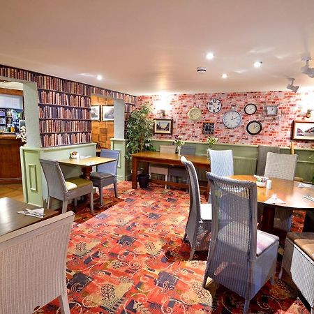 The Talbot Hotel Cleobury Mortimer Exterior photo