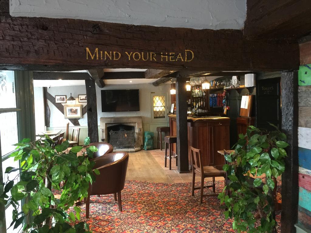The Talbot Hotel Cleobury Mortimer Exterior photo