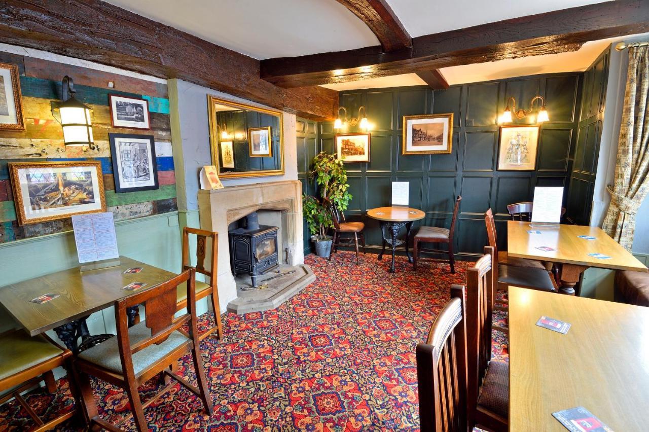 The Talbot Hotel Cleobury Mortimer Exterior photo